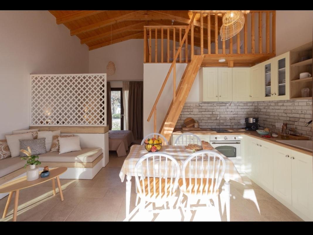 Villa Di Vino Apolpaina Exteriör bild